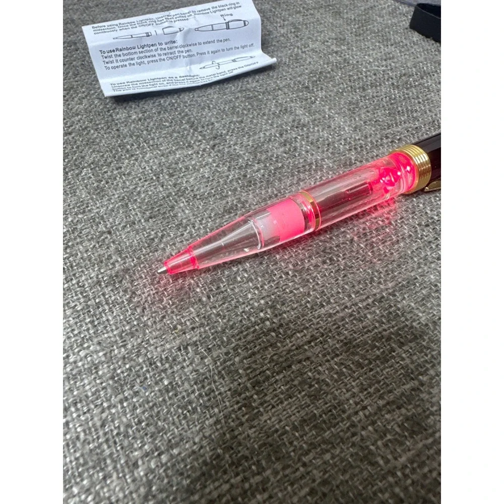 Light Up Pen Black Gold Tone Case Red LED Light Ballpoint Pen Flashlight